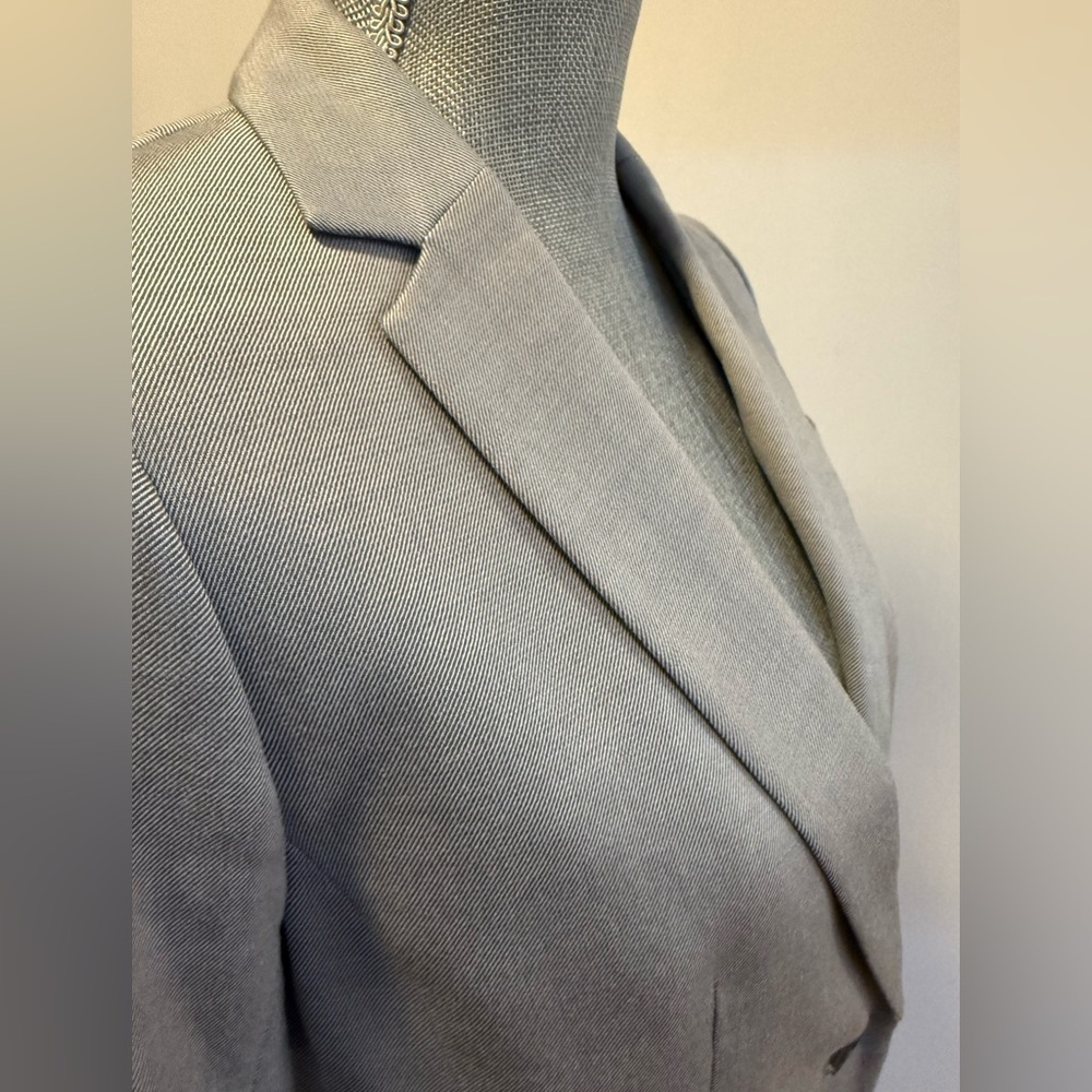 NWT Banana Republic Light Gray Blazer, Size 2 - Picture 5 of 10